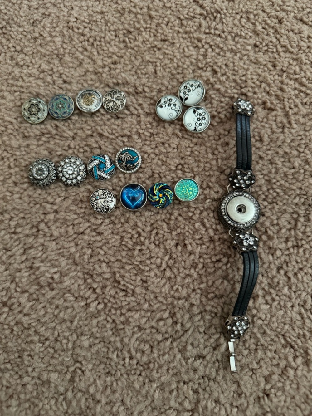 Black Strap Bracelet with Snap Pendents